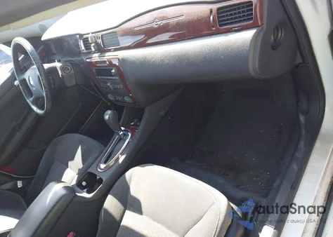 2010 Chevrolet Impala Lt from USA, damaged, VIN 2G1WB5ENXA1130145